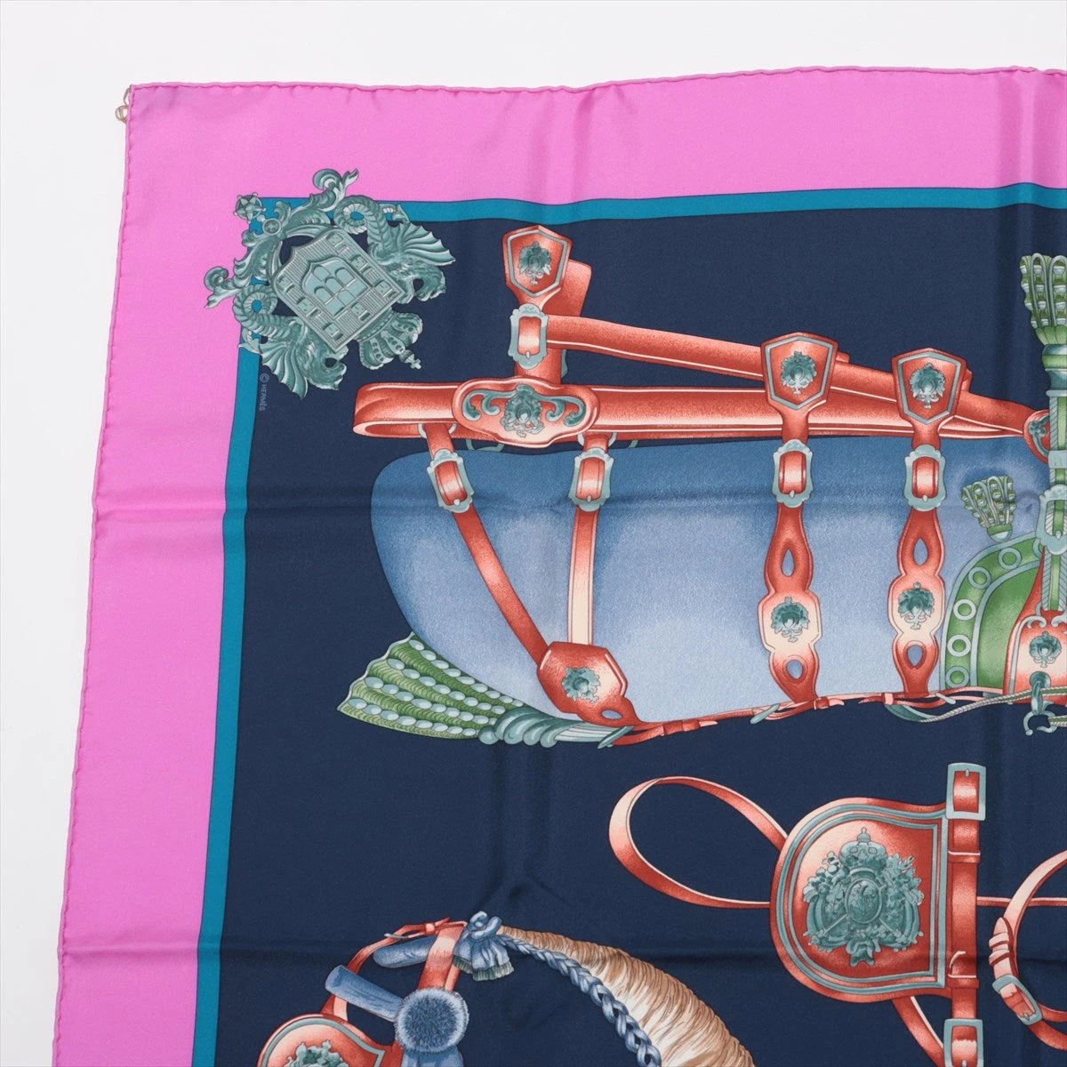 HERMES カレ90 Harnais de Cour 宮廷の馬具 エルメス エルメス カレ90 HARNAIS DE COUR 宮廷の馬具 スカーフ シルク