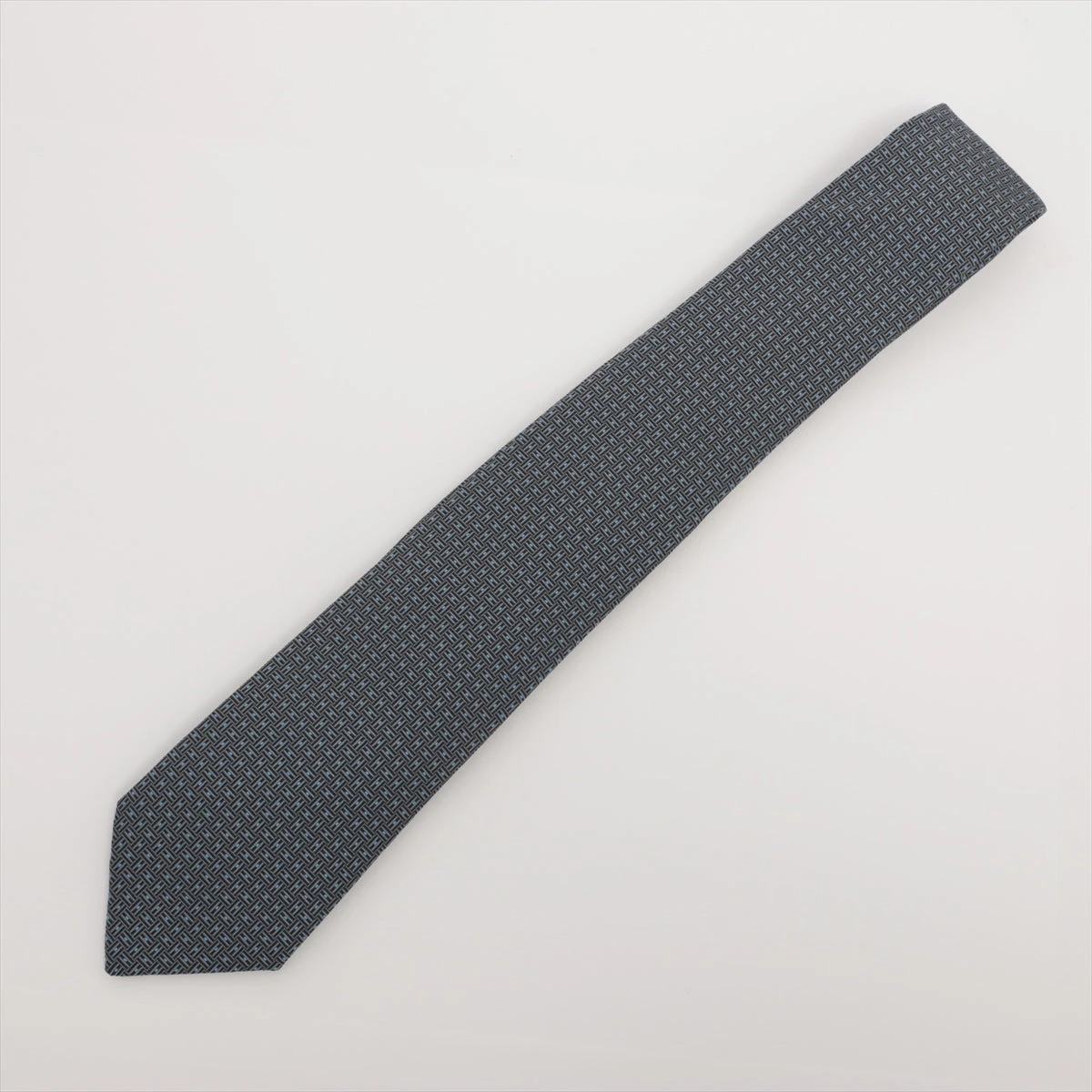 HERMES ネクタイピン 黒 エルメス セリエ GP ネクタイピン ブラック ABランクの買取参考価格