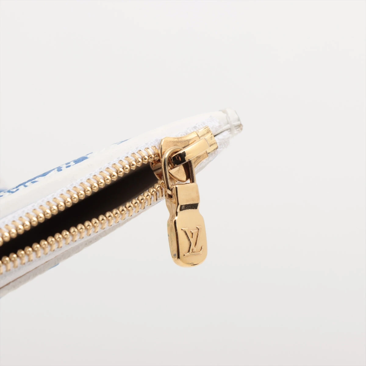 ヴィトン モノグラム タイル ポルトフォイユヴィクトリーヌ M83623