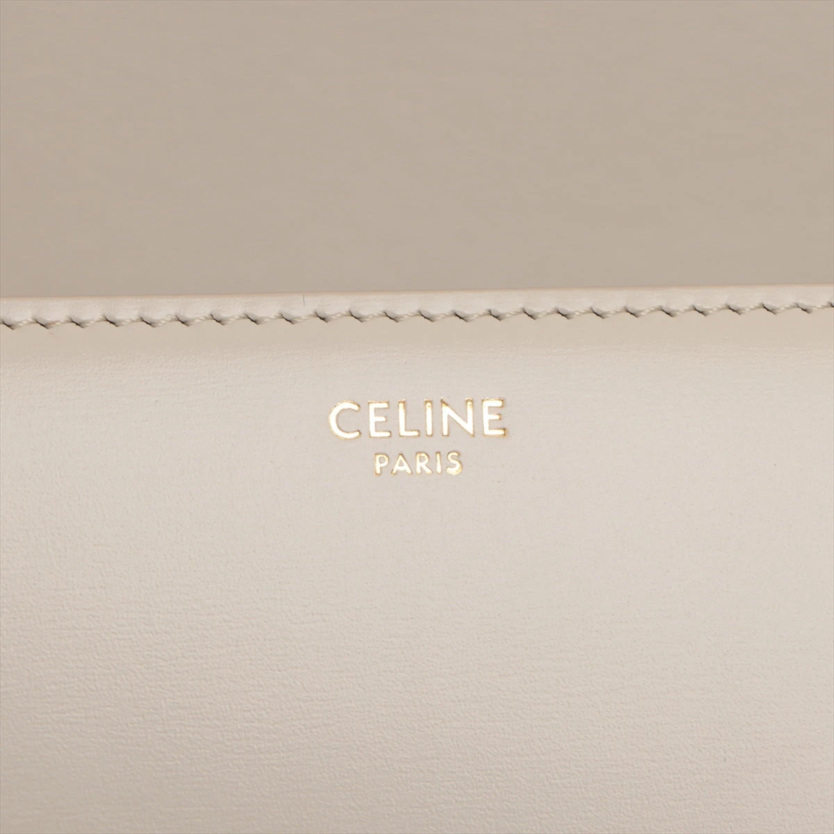 【良品】CELINE(セリーヌ)ハンドバッグ トリオンフ レザー アイボリー CELINE セリーヌ トリオンフ チェーン ショルダーバッグ ピンク