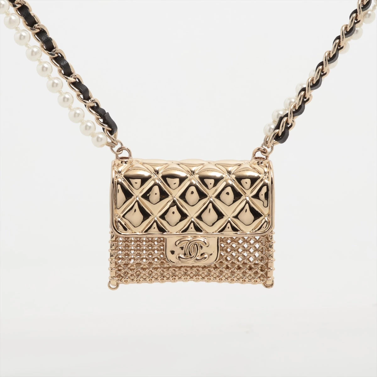 Chanel シャネル マトラッセ 21A ロングネックレス シャネル マトラッセ 21A ロングネックレス GP×フェイクパール×革