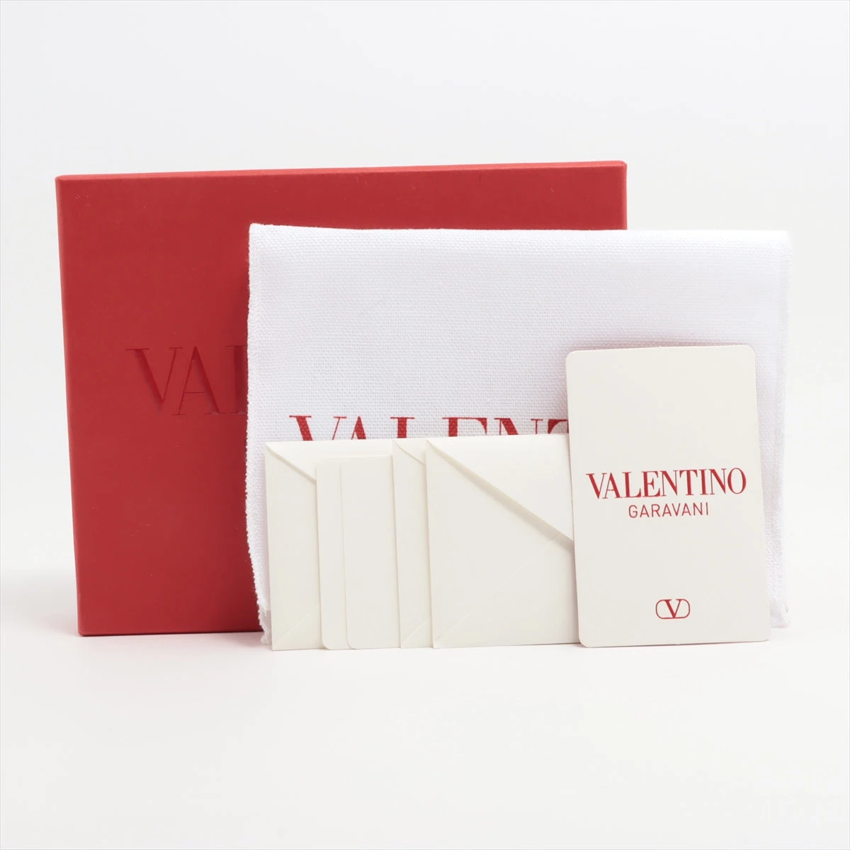 ヴァレンティノガラヴァーニ Vロゴ レザー フラグメントケース