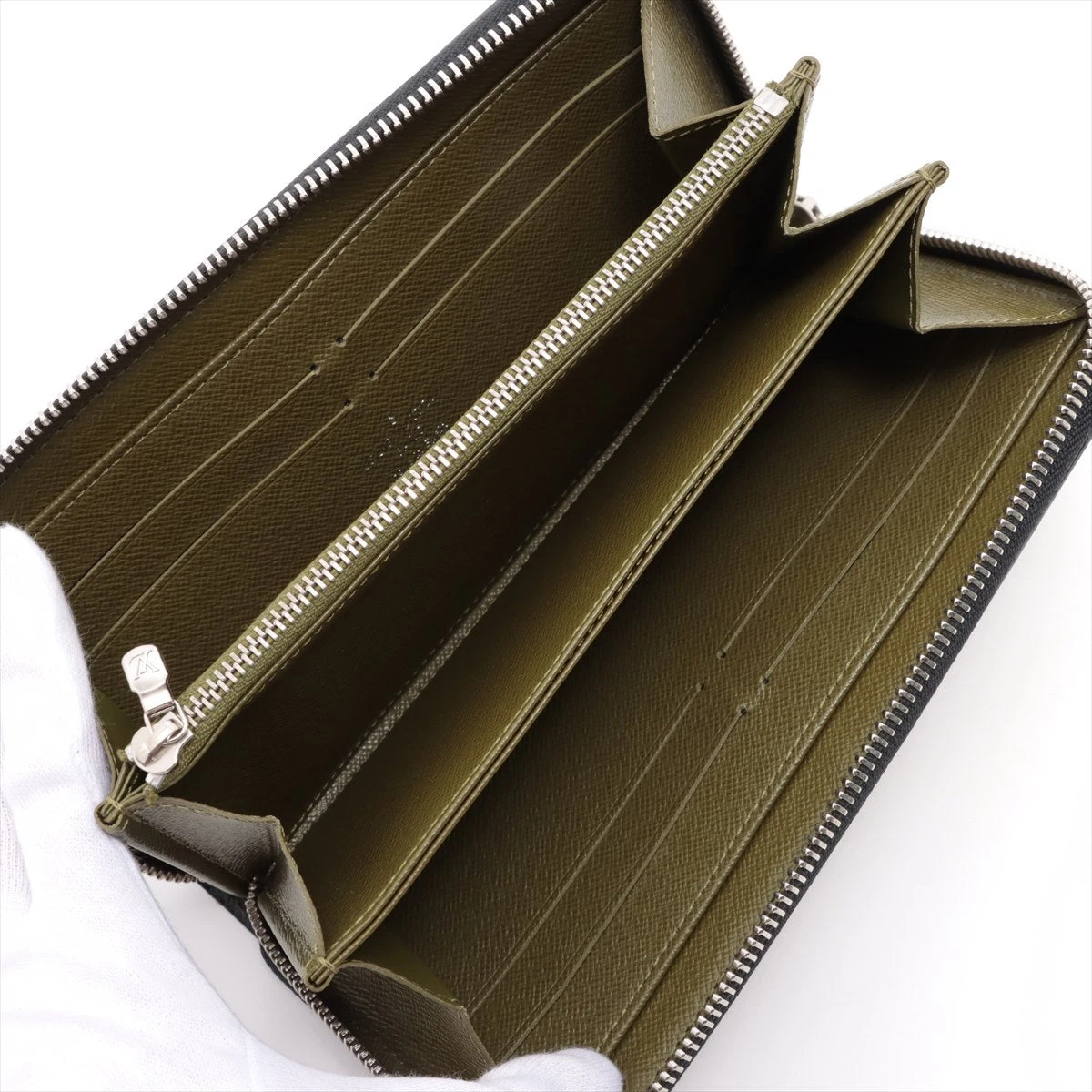 ヴィトン モノグラム ルージュ ジッピーウォレット M60974