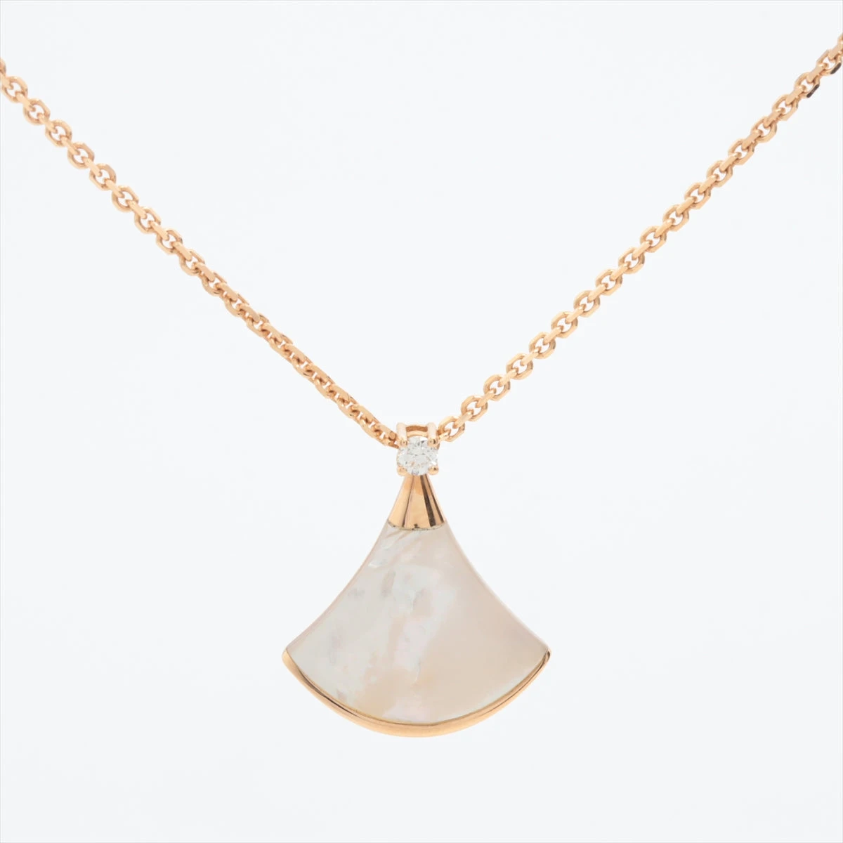 ブルガリ ディーヴァドリーム シェル ダイヤ ネックレス 750(PG) 5.1g  