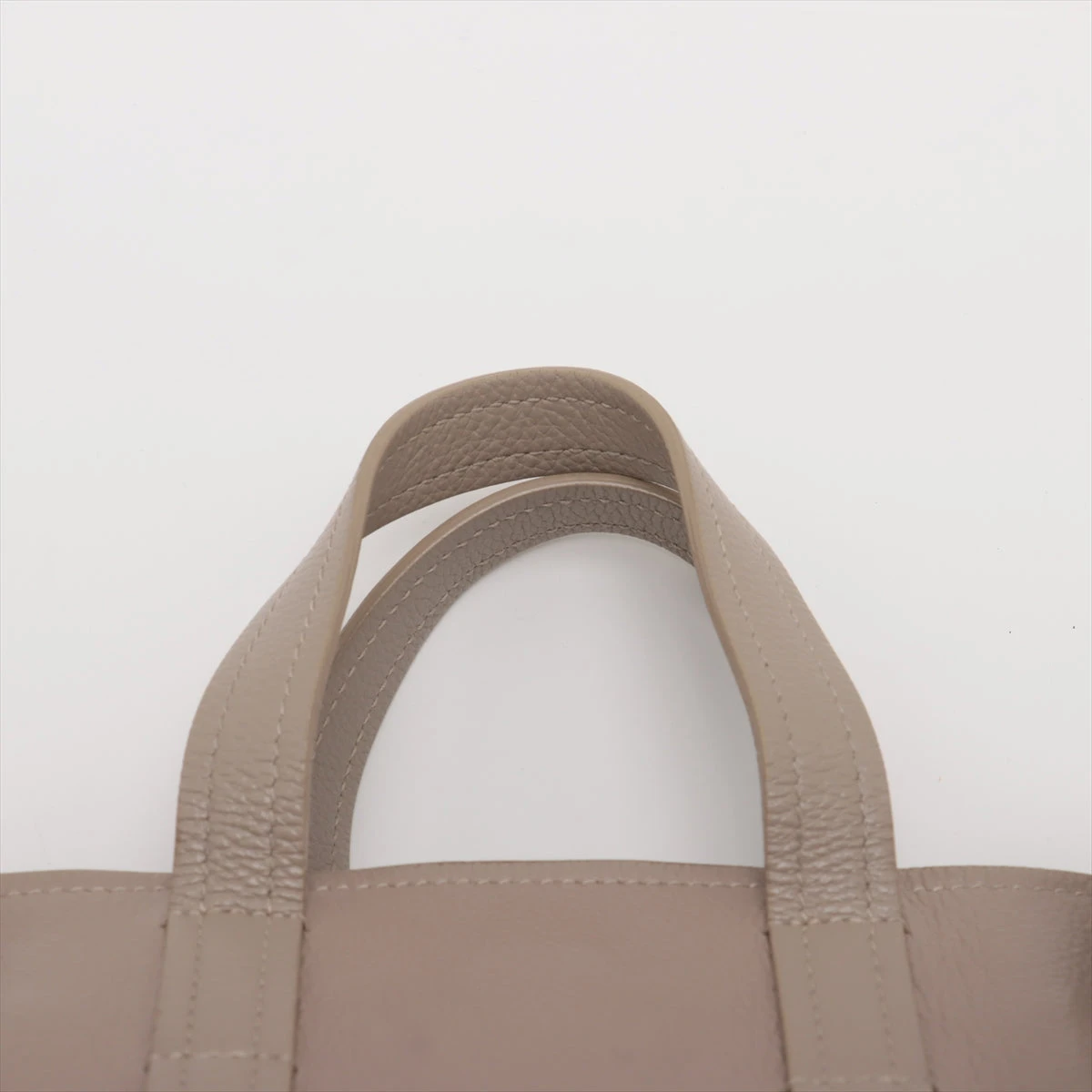 バレンシアガ　トートバッグ　2way　エブリデイ XXS　レザー　ベージュ BALENCIAGA】バレンシアガ『エブリデイ トート XXS』551815