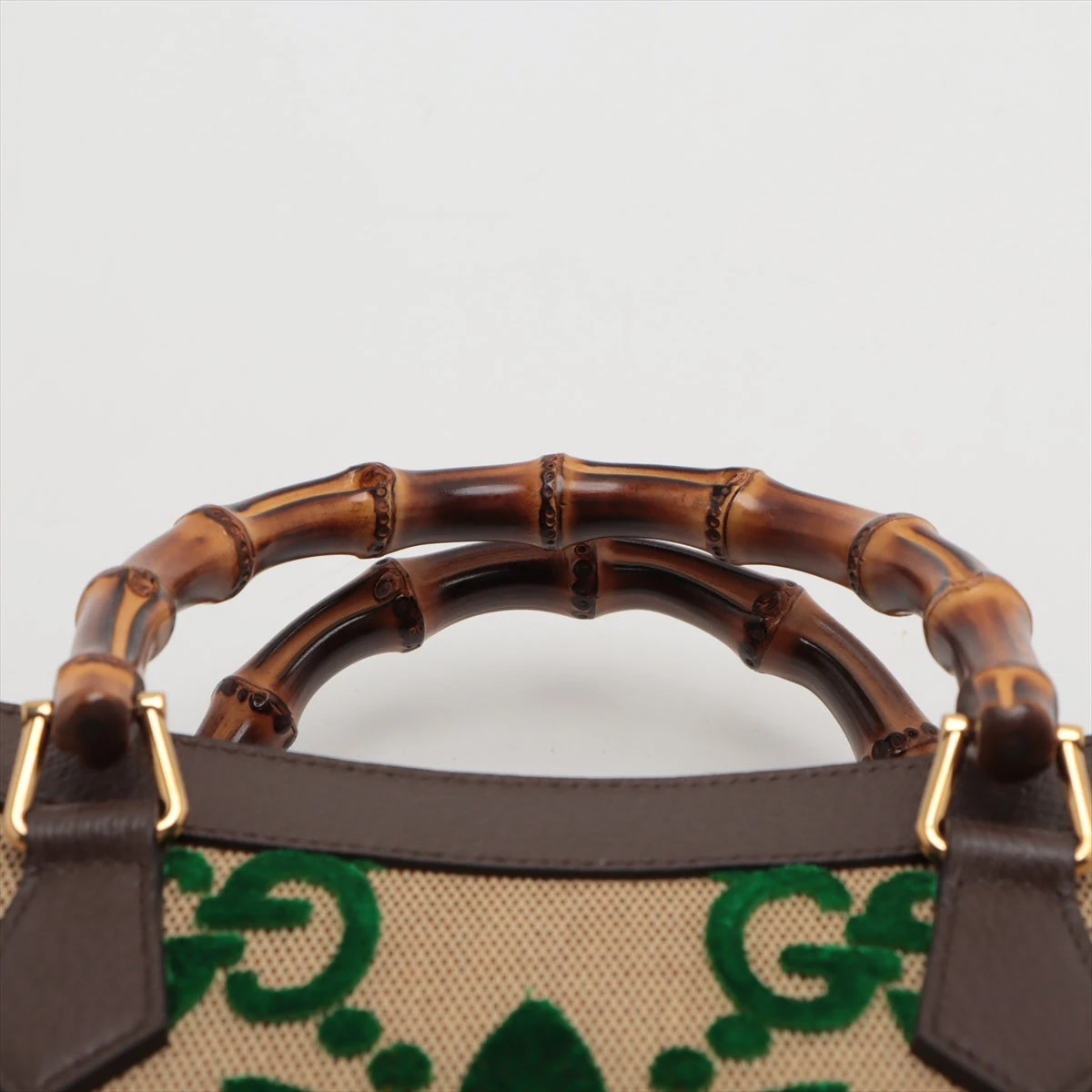 12/ GUCCI グッチ バンブー ダイアナ レザー 2WAYハンドバッグ a グッチ バンブー ダイアナ レザー 2WAYハンドバッグ ベージュ