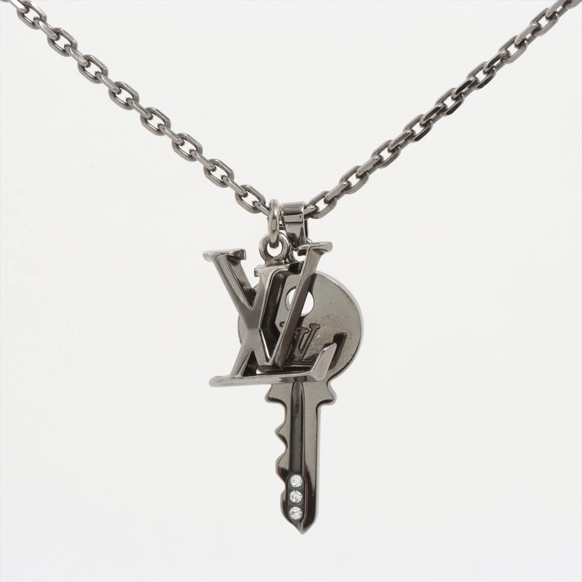 LOUIS VUITTON ルイヴィトン ペンダント・スケートボード MP3276