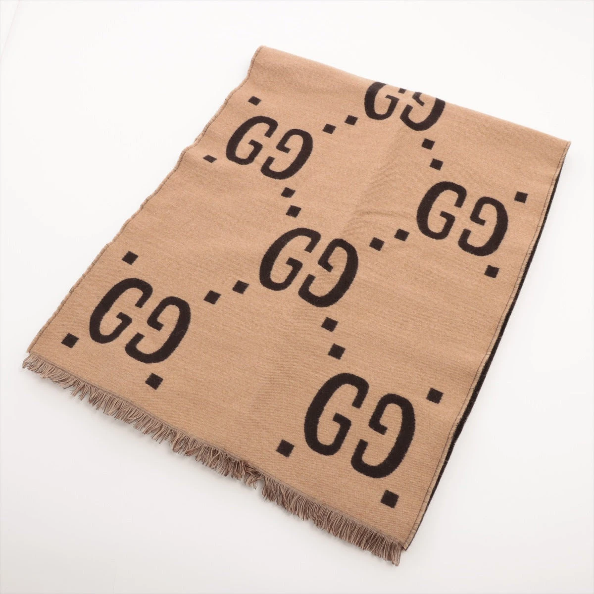 GUCCI GGロゴマフラー ベージュ ブラウン