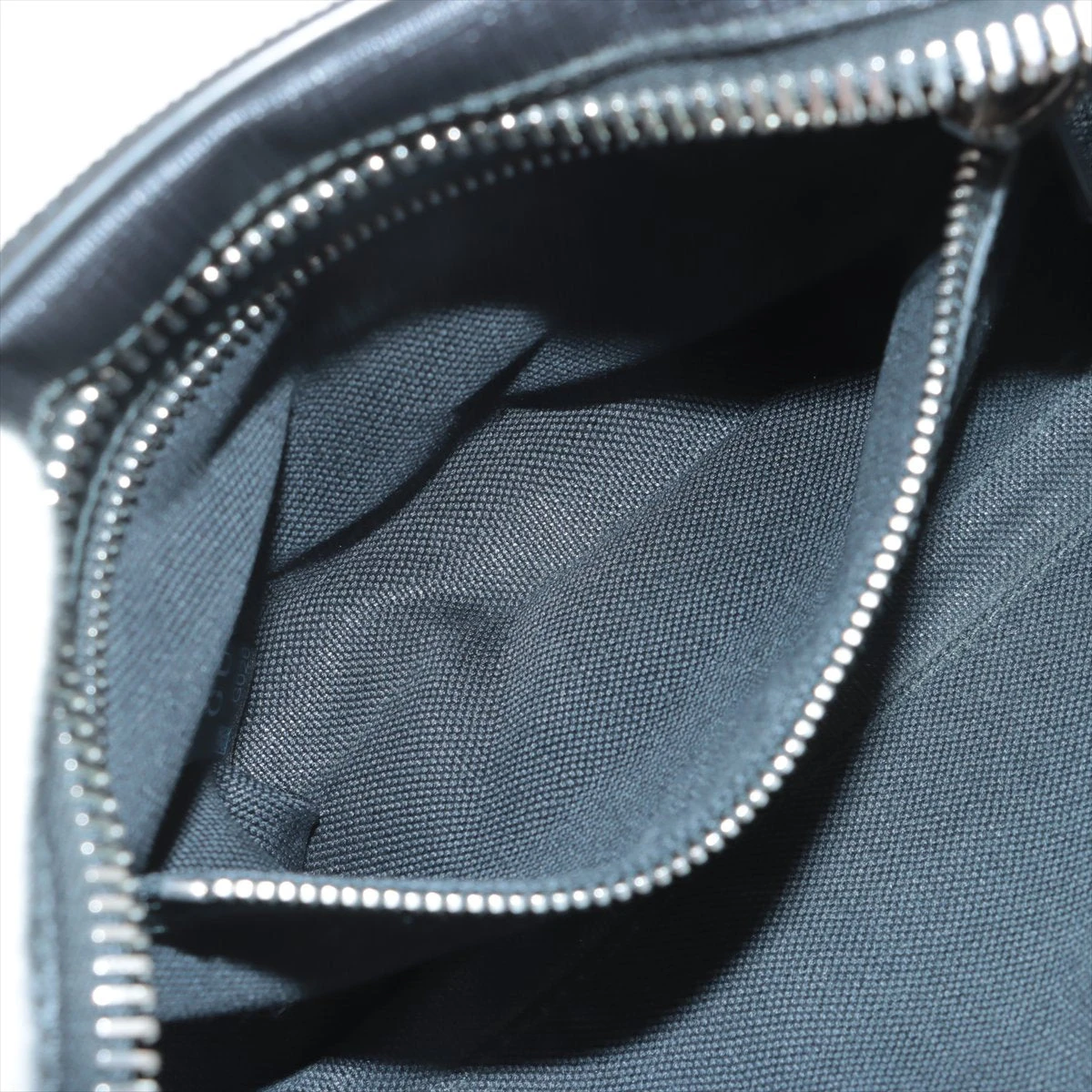 【極美品 剥がれなし】グッチ ボディバッグ GGスプリーム PVC レザー GUCCI グッチ GGスプリーム ボディバッグ ブラック／グレー