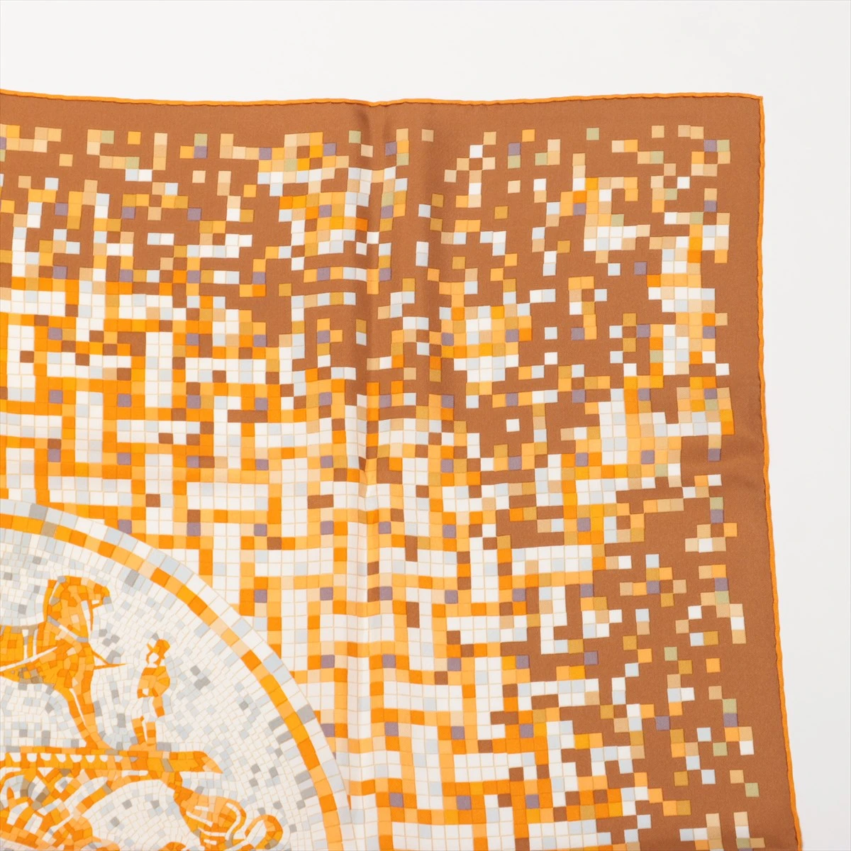 ❤未使用品❤カレ45 MOSAIQUE AU24 ブルーｘホワイト エルメス 楽天市場】【新品未使用品】【アパレル】HERMES エルメス