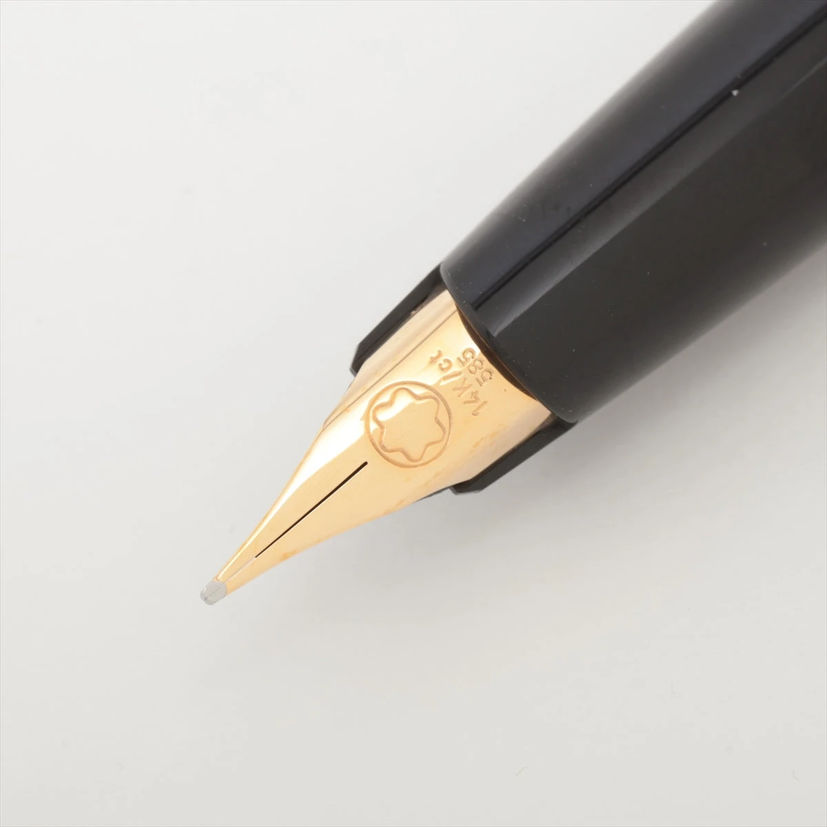 モンブラン　万年筆　クラシック　ペン先14金 モンブラン クラシック 万年筆 GP×レジン ブラック ペン先14K