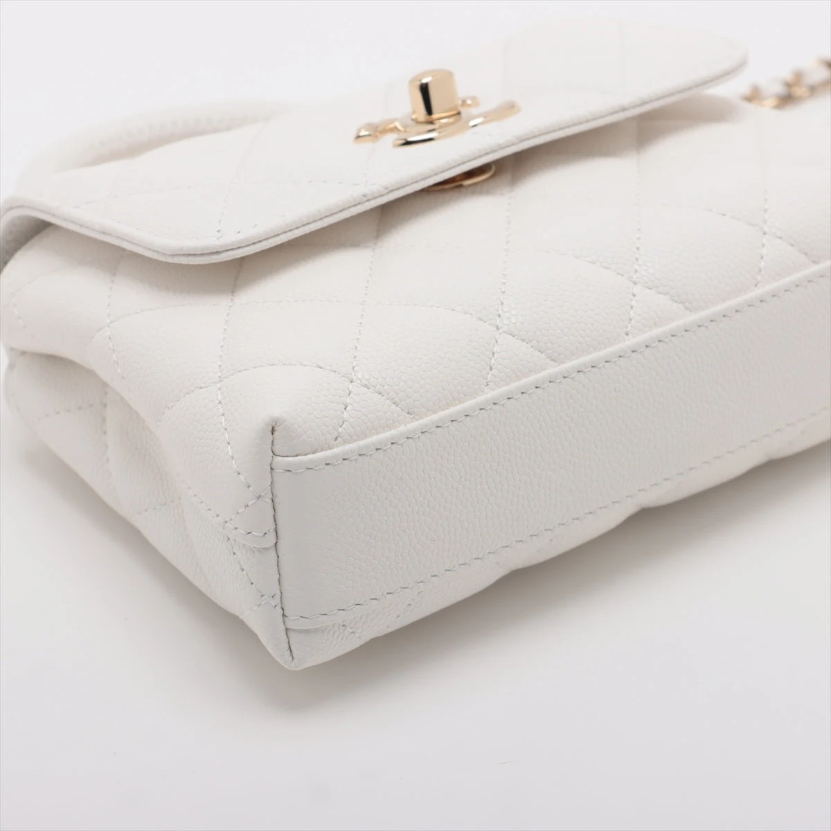 シャネル CHANEL ピアス ココマーク CCマーク シルバー