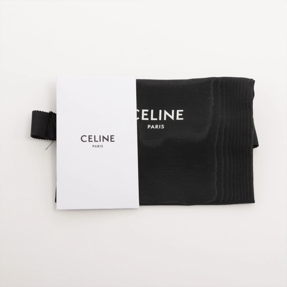 CELINE ロゴ入りケース セリーヌ CELINE CELINE カードケース 10K913FGH.38SI レザー ロゴ