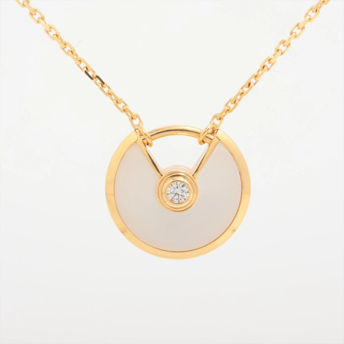 Cartier アミュレットドゥカルティエネックレス　シェル カルティエ アミュレットドゥカルティエ シェル ダイヤ