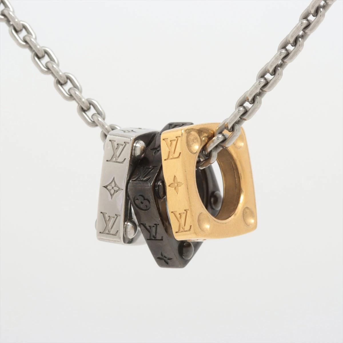 ヴィトン M00675 ペンダント モノグラム ボールド LE3273 ネックレス