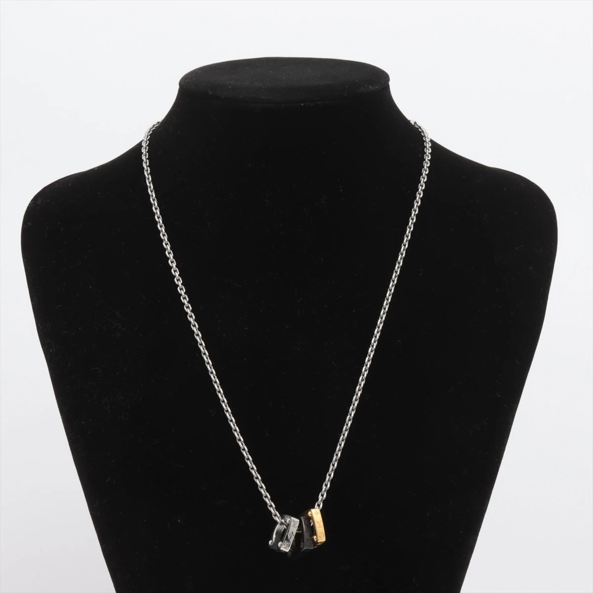 ヴィトン M00675 ペンダント モノグラム ボールド LE3273 ネックレス