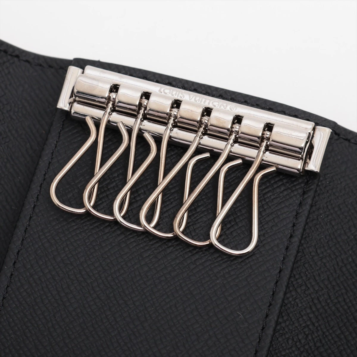 ルイヴィトン　ダミエグラフィット　キーケース　6連　RFID(ICチップ) LOUIS VUITTON ルイヴィトン N62662 ミュルティクレ6 ダミエ