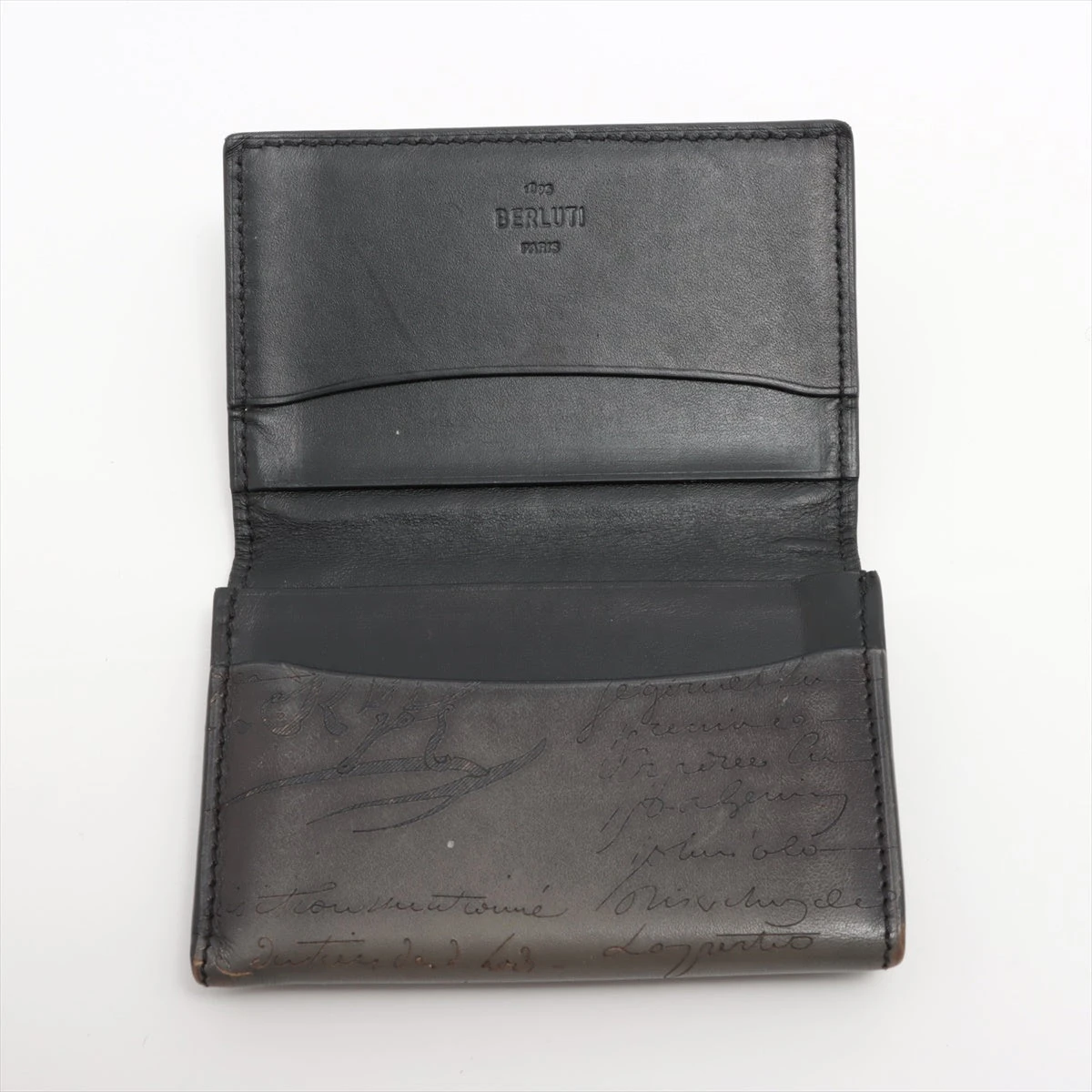 未使用品✨Berluti レザーカードケース　カリグラフィ　名刺入れ　グレー系 ベルルッティ カリグラフィ カードケース 名刺入れ グレー