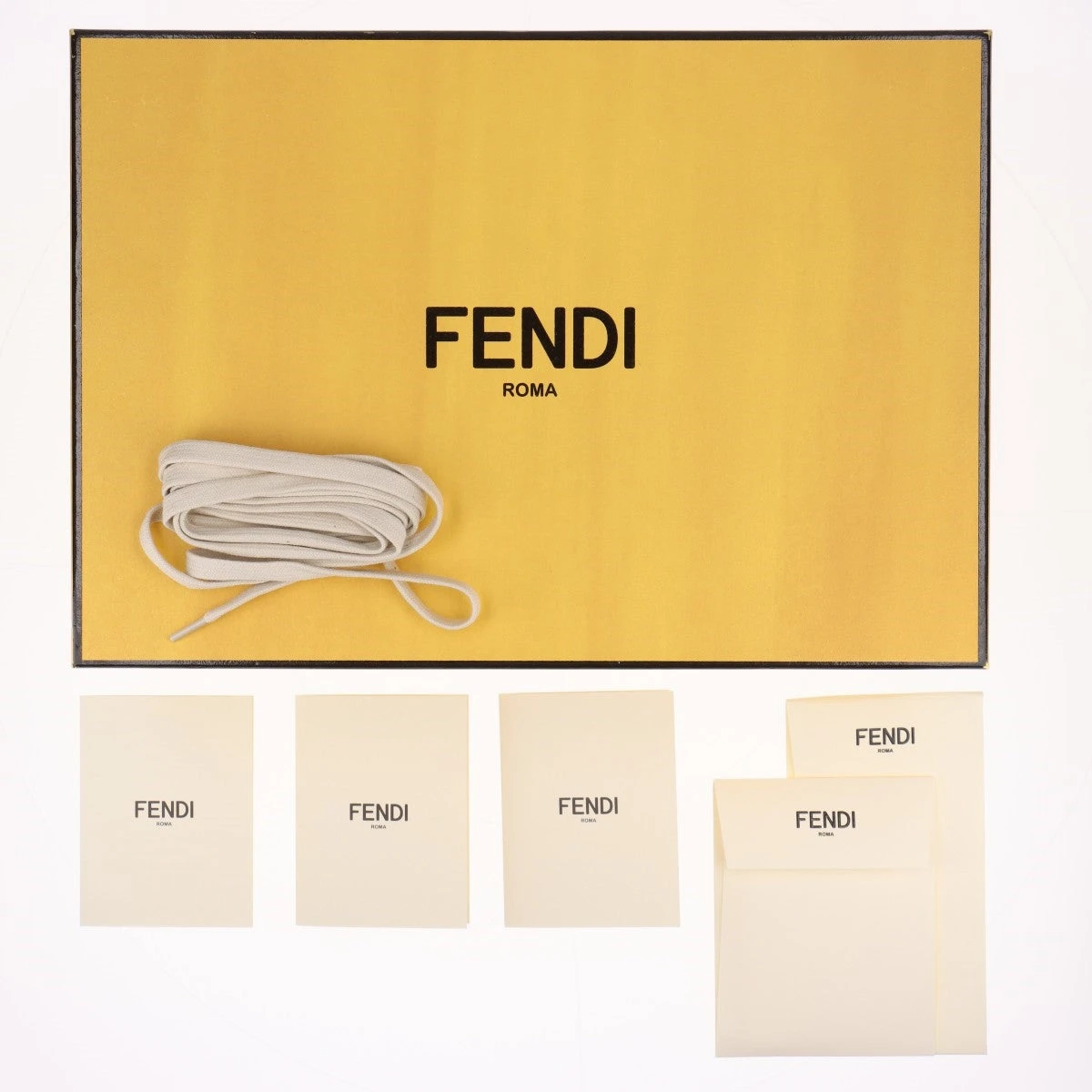 2回のみ使用　今季FENDI フェンディ  スニーカー37 箱あり　保存袋あり 2回のみ使用今季FENDI フェンディ スニーカー37 箱あり保存袋あり