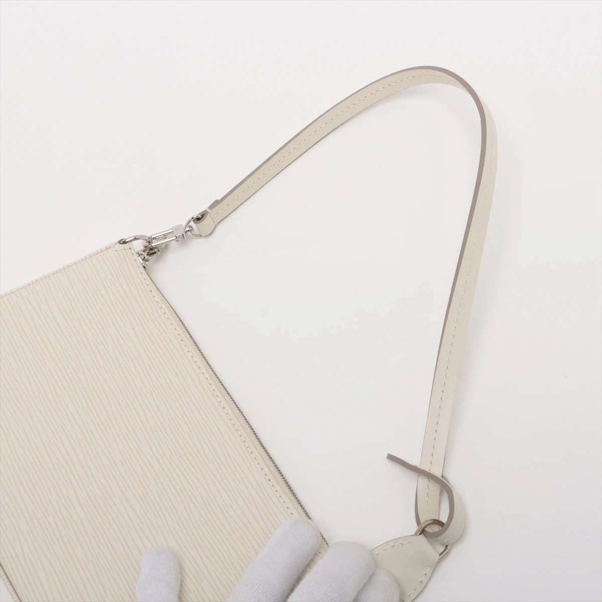 ヴィトン エピ ポシェットアクセソワール M4077J A3353166｜中古 