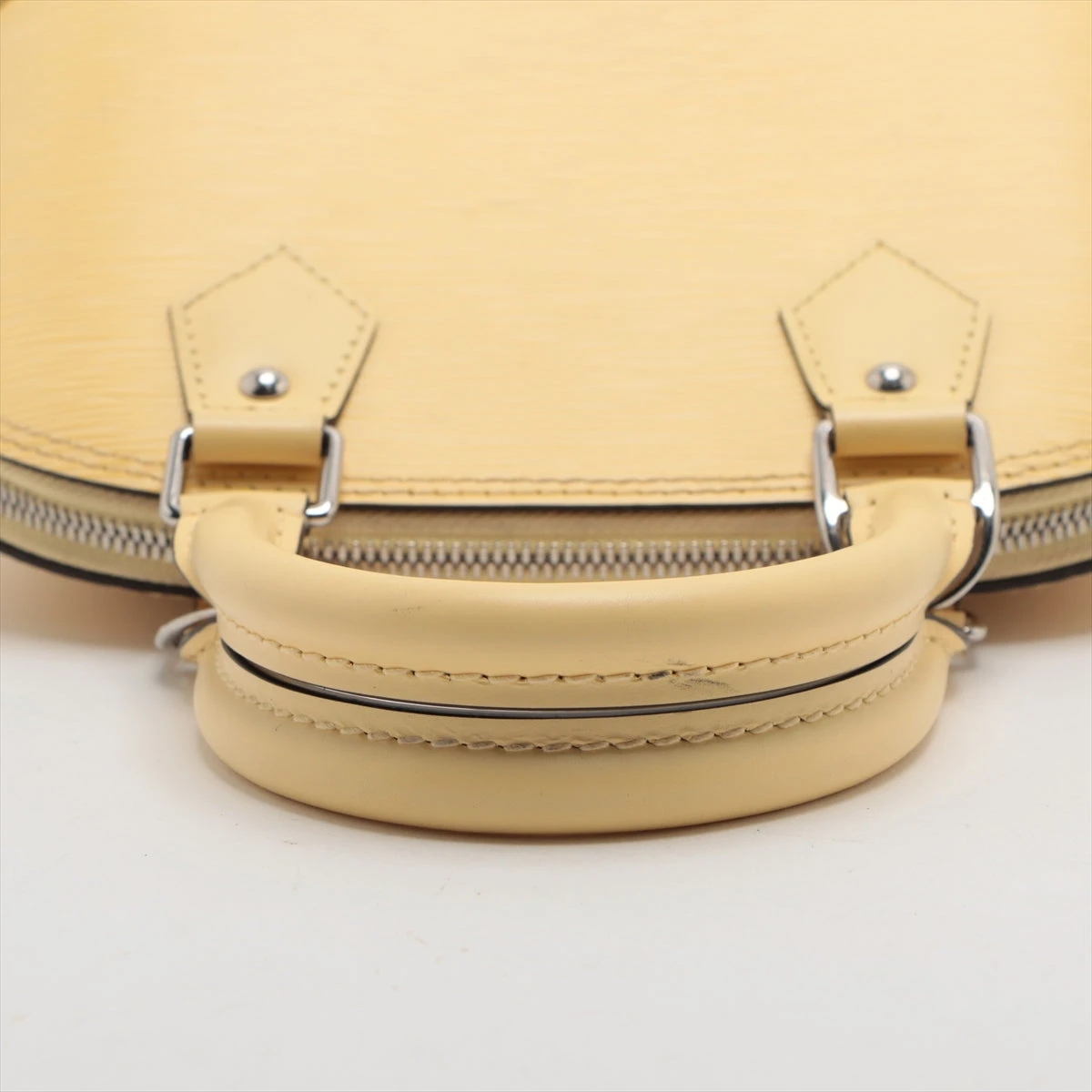 ヴィトン エピ アルマBB M22213 RFID反応あり AP098301｜中古ブランド  