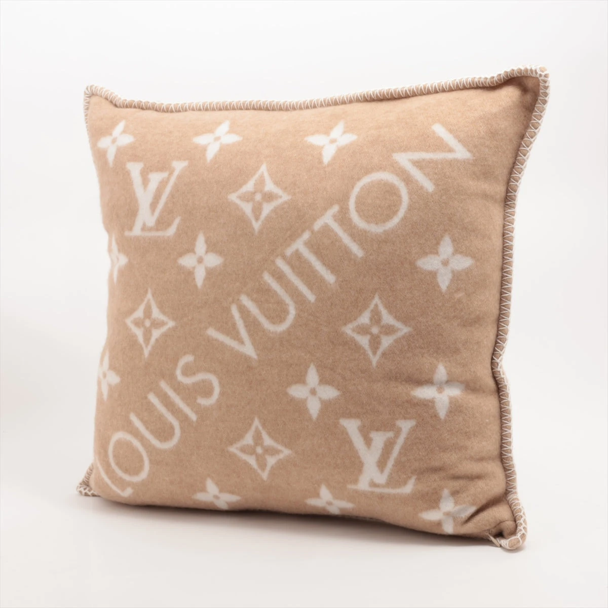 Louis Vuitton モノグラム クッション 約45cm x 45cm