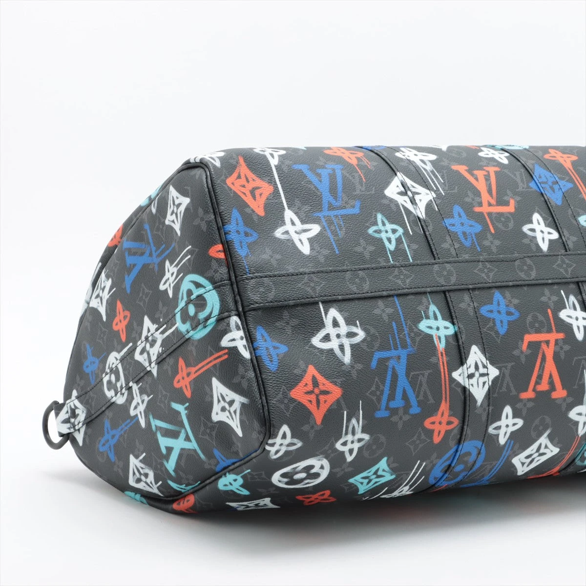 ヴィトン モノグラム エクリプス グラフィティ キーポル バンド