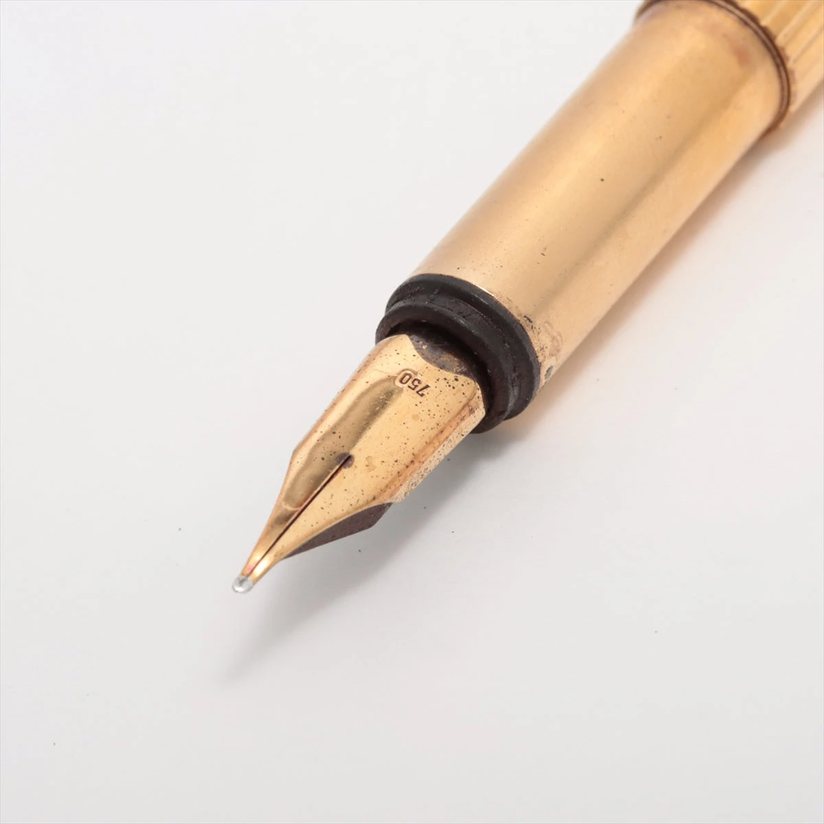 AMY24 モンブラン 美品 万年筆 ペン先K18 750刻印 AMY24 モンブラン 美品 万年筆 ペン先K18 750刻印 ホワイト