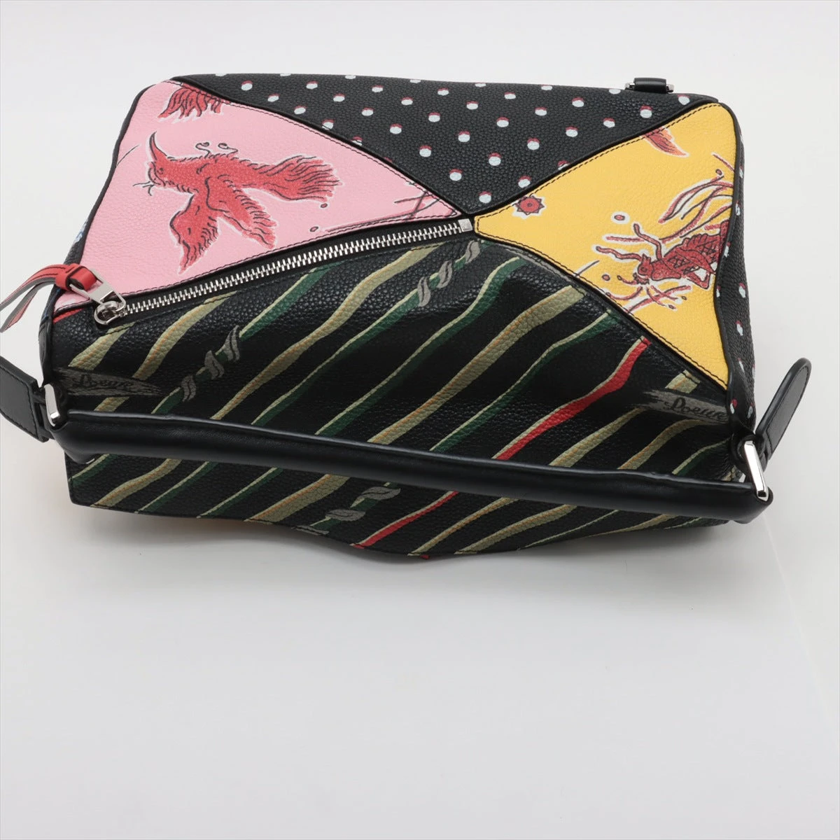 LOEWE☆関税込み☆パウラのイビサロゴ型押しレザースライド ロエベ×パウラズイビザ パズルバッグ レザー 2WAYハンドバッグ
