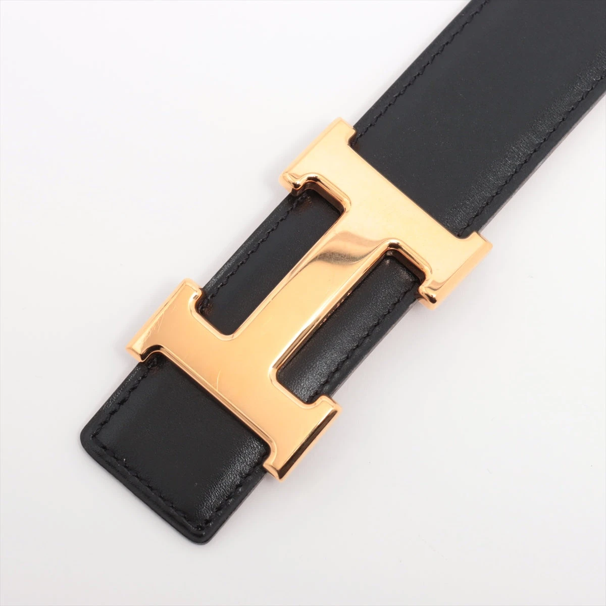 HERMES ブラックレザーベルト H型バックル 傷や少し曲がってる部分あり⚠️ 楽天市場】【新品】エルメス HERMES リバーシブルベルト H
