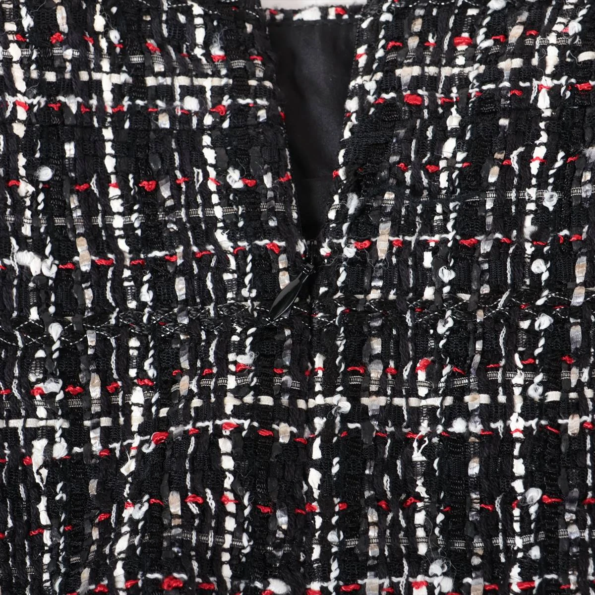 シャネル　コート　CHANEL　ココボタン　ナイロン　カーキ　36 S M相当 CHANEL（ロングコート）のフリマアイテム一覧