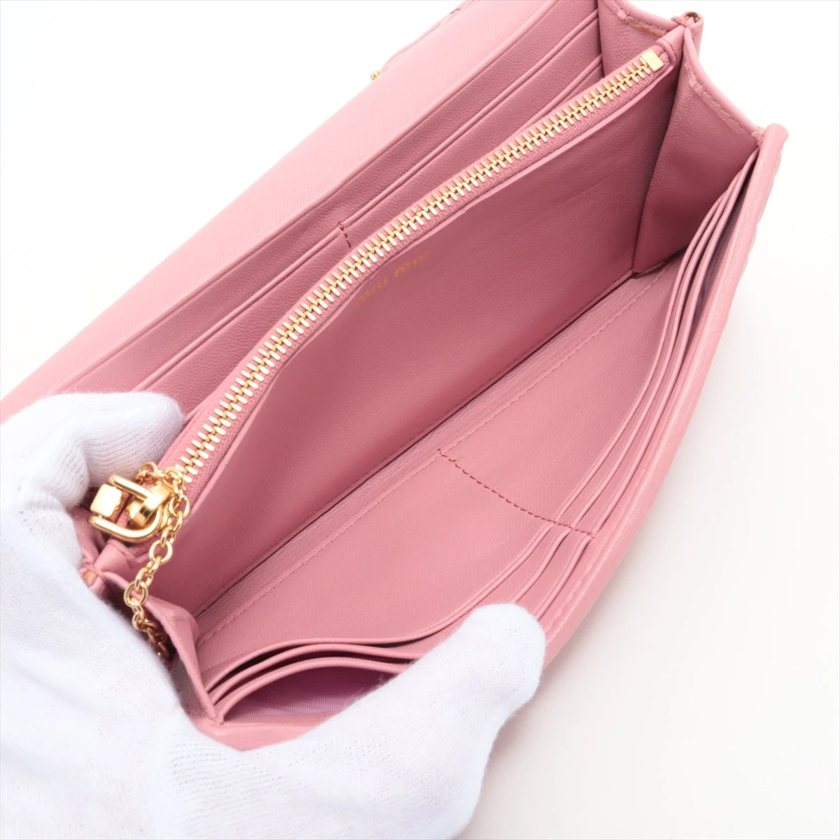 ミュウミュウ マテラッセ 5MH109 レザー 長財布 ピンク パスケース付属