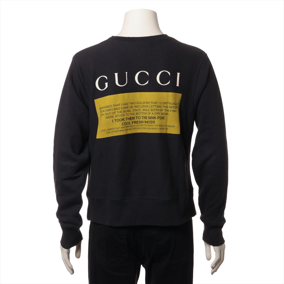 GUCCI　グッチ　ブラック　キャット　ネコ　トレーナー　スウェット 誰もが憧れる高級ブランド【GUCCI/グッチ】よりブラックキャット