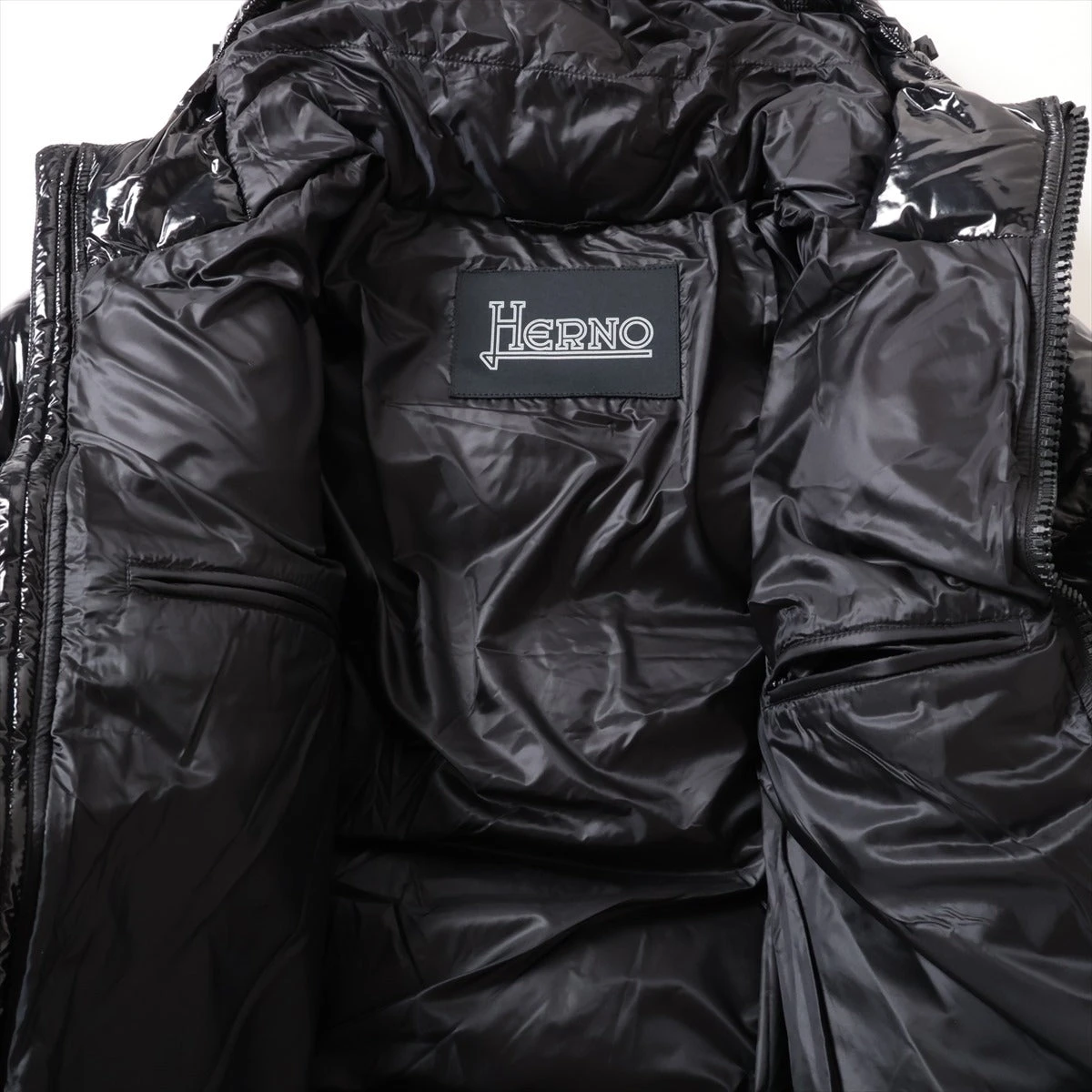 ヘルノ⭐️ダウンコート⭐️ブラック‼️48⭐️破格‼️掘り出し物‼️ HERNO（ヘルノ） 【並行輸入品】ヘルノ ダウンジャケット メンズ