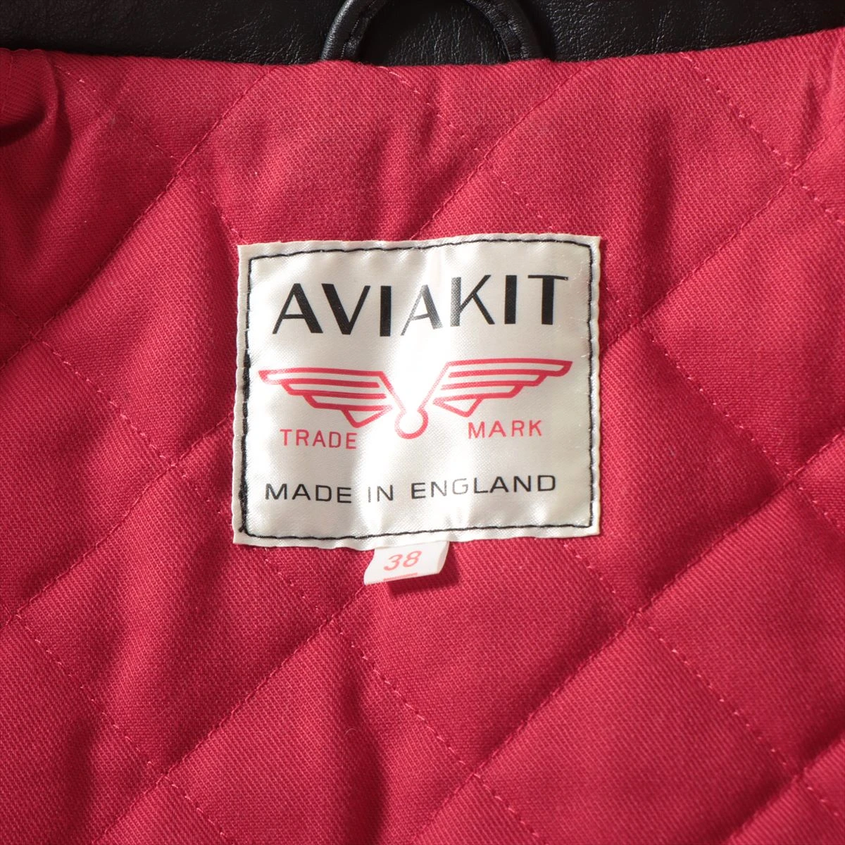 AVIakit レザージャケット サイズ38 レッド AVIakit レザージャケット サイズ38 レッド Lewis Leathers