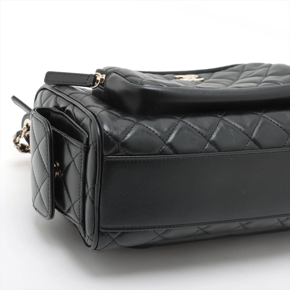 【CHANEL】 タッセル カメラバッグ ラムスキン RA968 CHANEL】 タッセル カメラバッグ ラムスキン RA968 (CHANEL