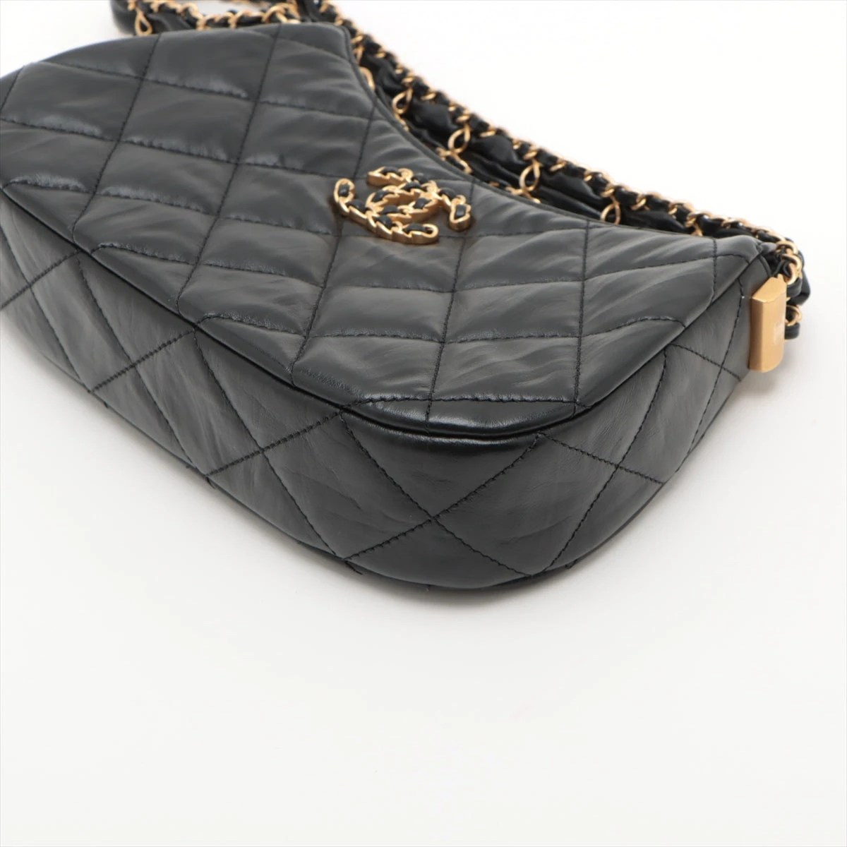 CHANEL ホーボーバッグ CCロゴ チェーンショルダー ゴールド金具 目を惹く☆2WAY】CHANEL ホーボー バッグ CCロゴ チェーン