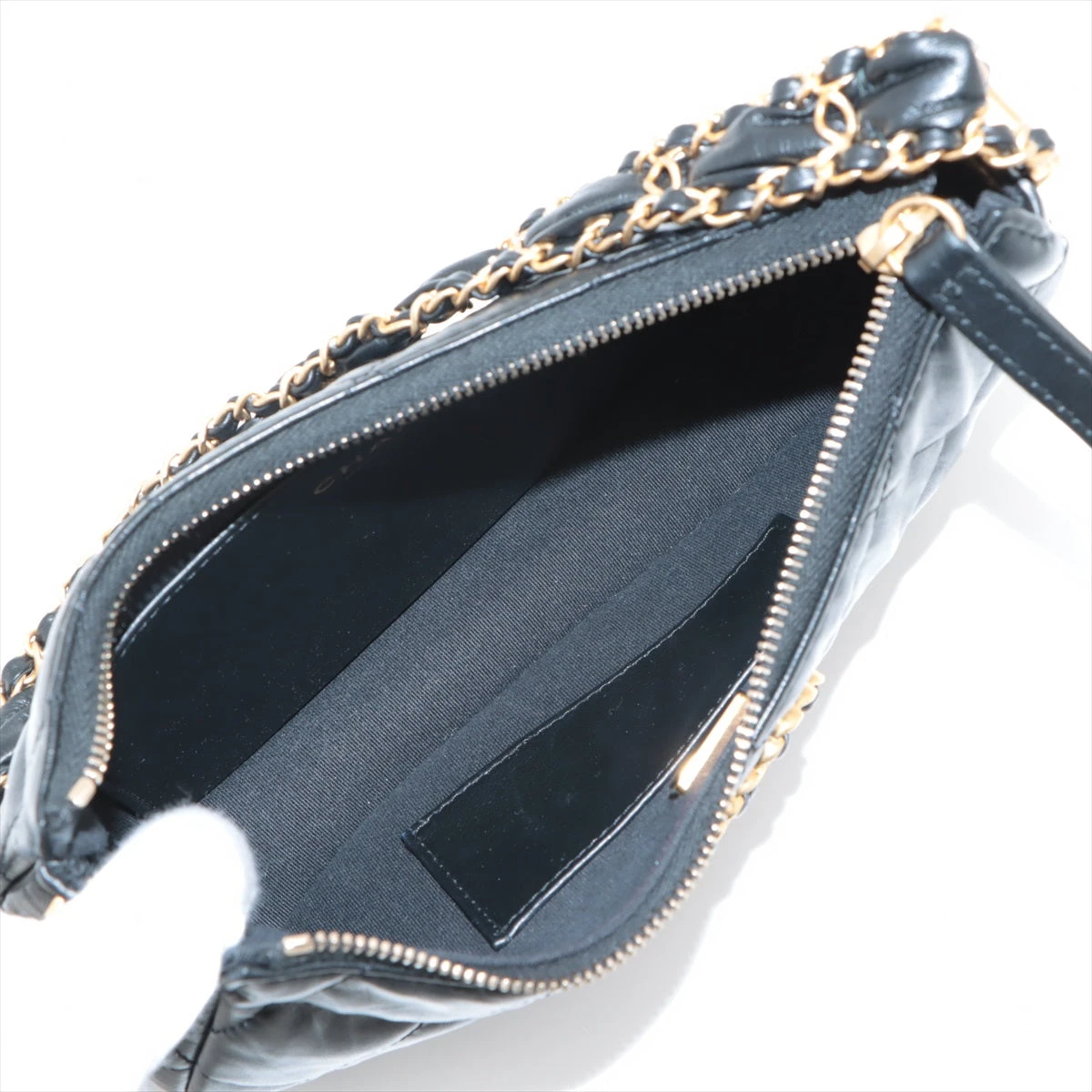 シャネル シャネル19 レザー チェーンショルダーバッグ ホーボー