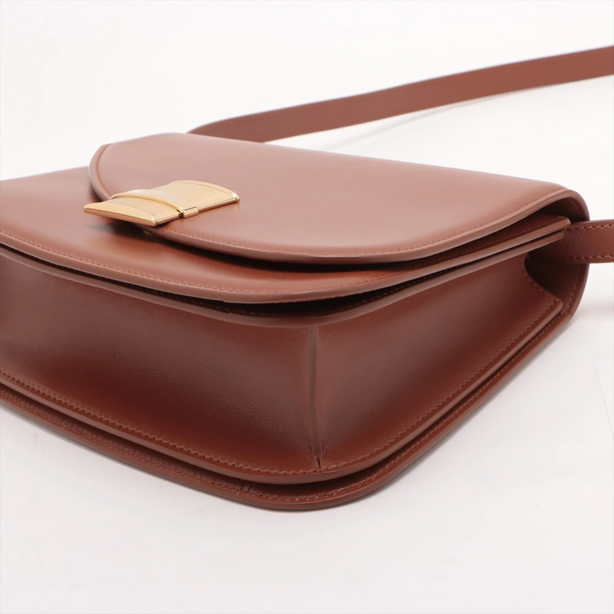 69B122｜美品｜フェラガモ メッセンジャーバッグ レザー ダークブラウン 楽天市場】フェラガモ（カラーブラウン）（レディースバッグ