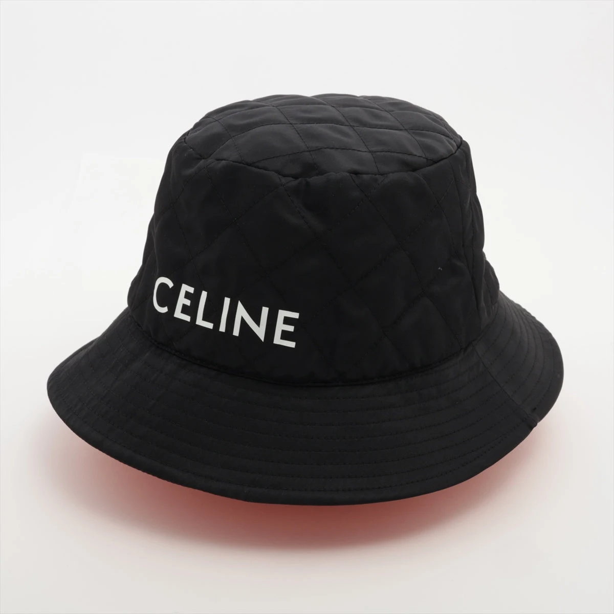 CELINE セリーヌ バケット ハット S 黒　タグ有 珍しい CELINE - セリーヌ バケットハット ブラック ホワイト S