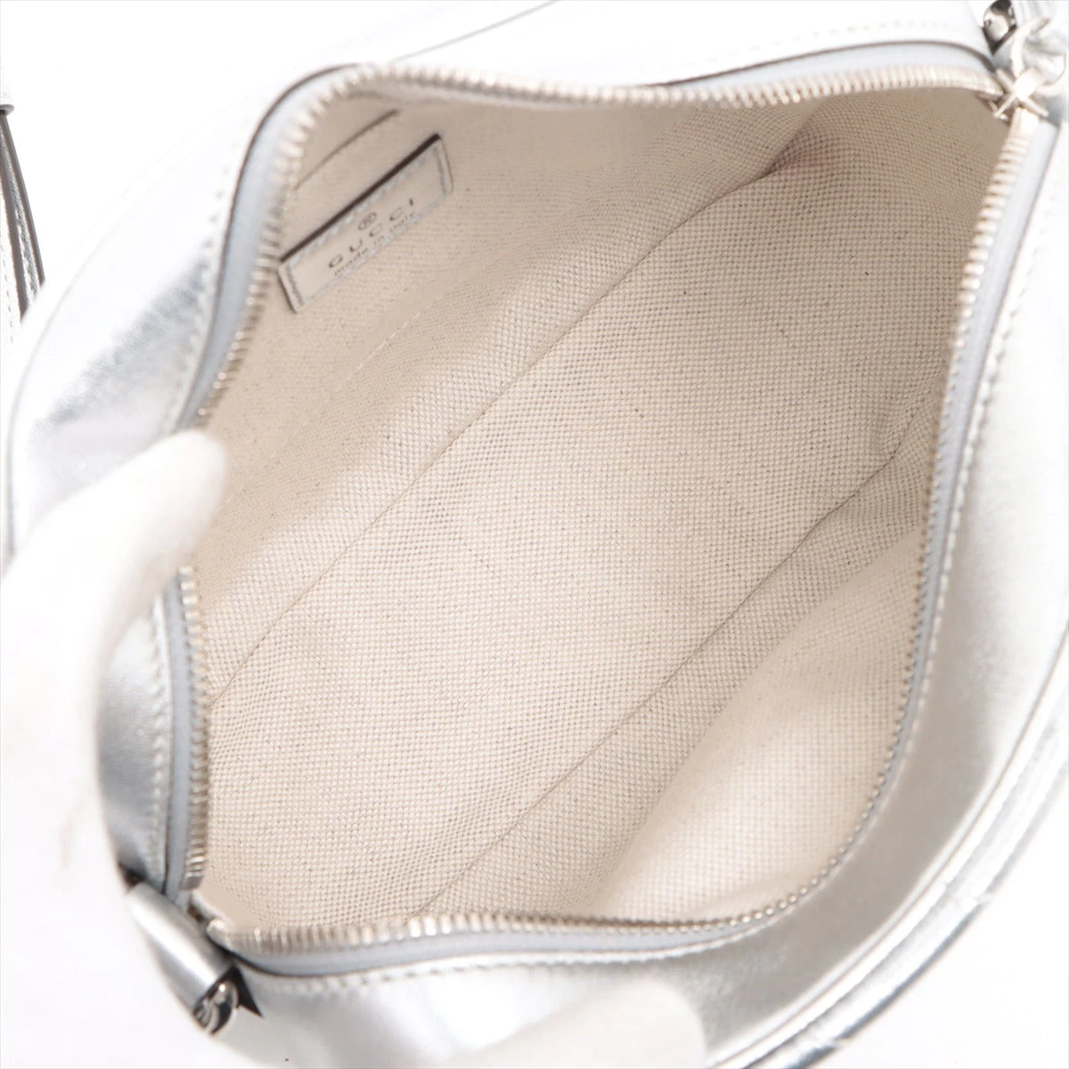 【極美品】GUCCI レザー ワン ショルダーバッグ シルバー金具 イタリア製 グッチキルティング スモール バッグ 43061 黒 シルバー金具