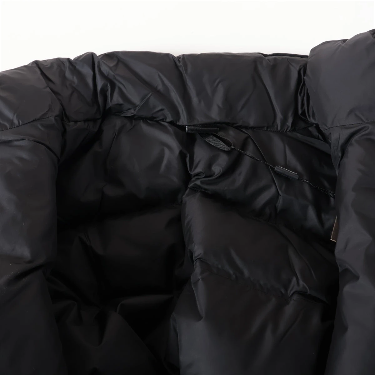 The North Face ブラックダウンジャケット NJ3NQ53A THE NORTH FACE ダウンジャケット ヌプシオンボール ブラック NJ3NQ53A