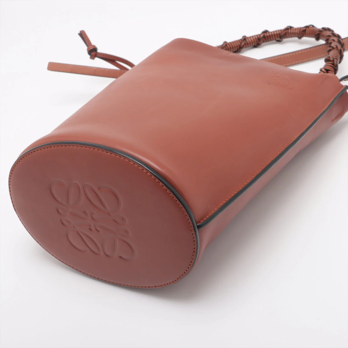 LOEWE ロエベ　ハンドバッグ　ゲートバケット カーフスキン　ブラウン LOEWE ロエベ ゲート バケットバッグ ダークブラウン／ブラウン