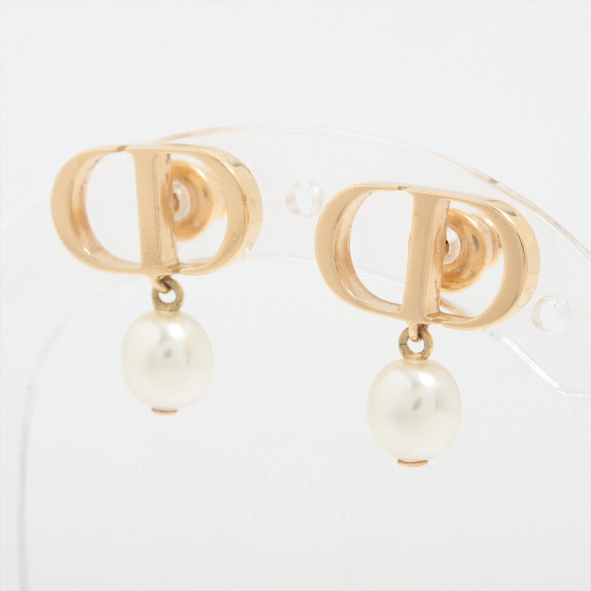【Dior】ディオール ロゴ×パール Petit CD ピアス org.jpg?w=1500&h=1500