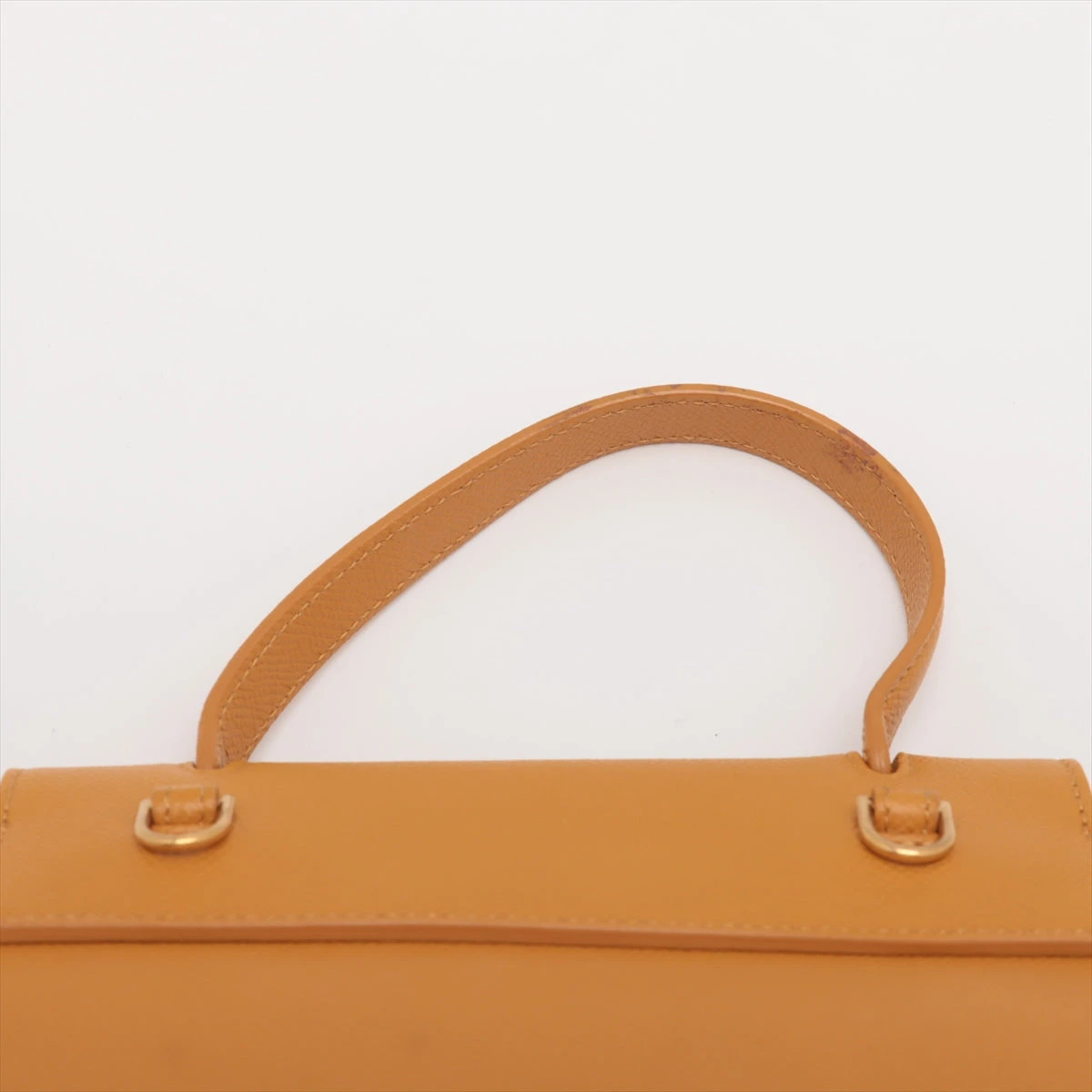 中古品★CELINE★ベルトバッグ ナノトートバッグ イエロー 6687a17823478.webp