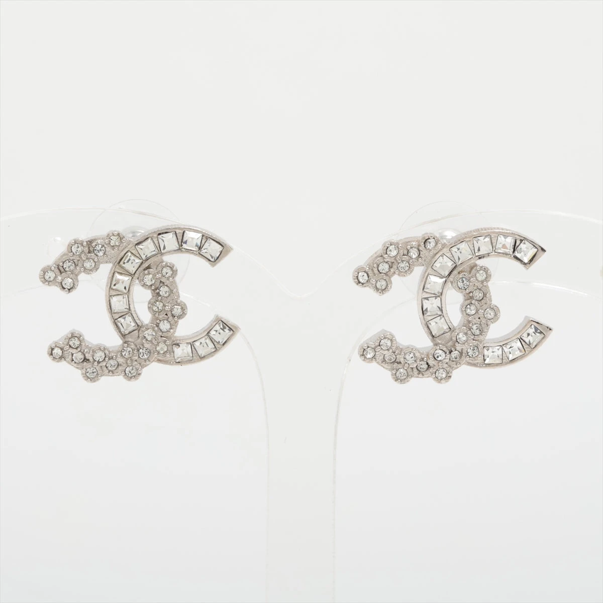CHANELシャネル　ココマークピアス　ライストーン　シルバー(両耳用) CHANEL(シャネル) Rhinestone Coco Mark Pierced Earrings