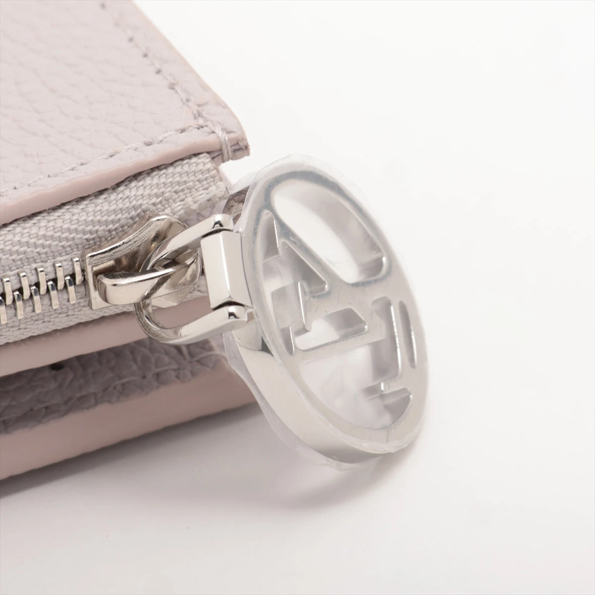 現行◆RFID◆ルイヴィトン ポルトフォイユ リサ モノグラム バイカラー LOUIS VUITTON（ルイ・ヴィトン） 二つ折り財布 バイカラー モノグラム