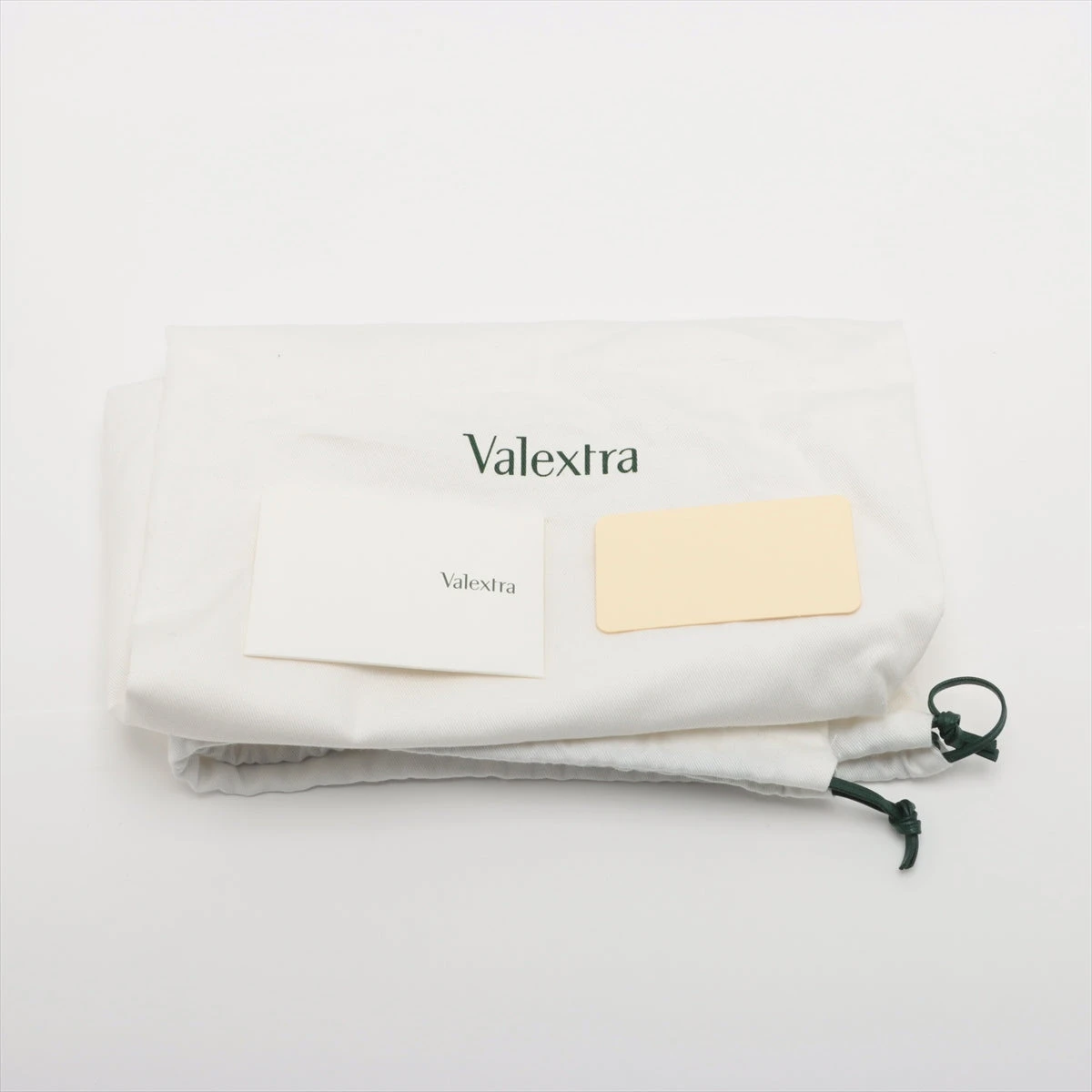 ★Valextra★ Vライン メッセンジャーバッグ 送料関税込 ヴァレクストラ Vライン メッセンジャー レザー ショルダー