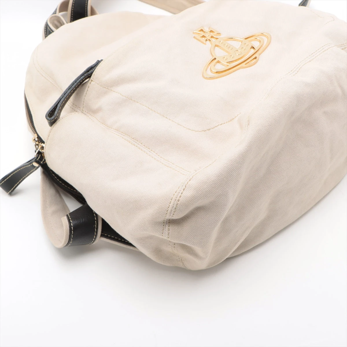 定休日以外毎日出荷中] Vivienne Westwood リュック ベージュ