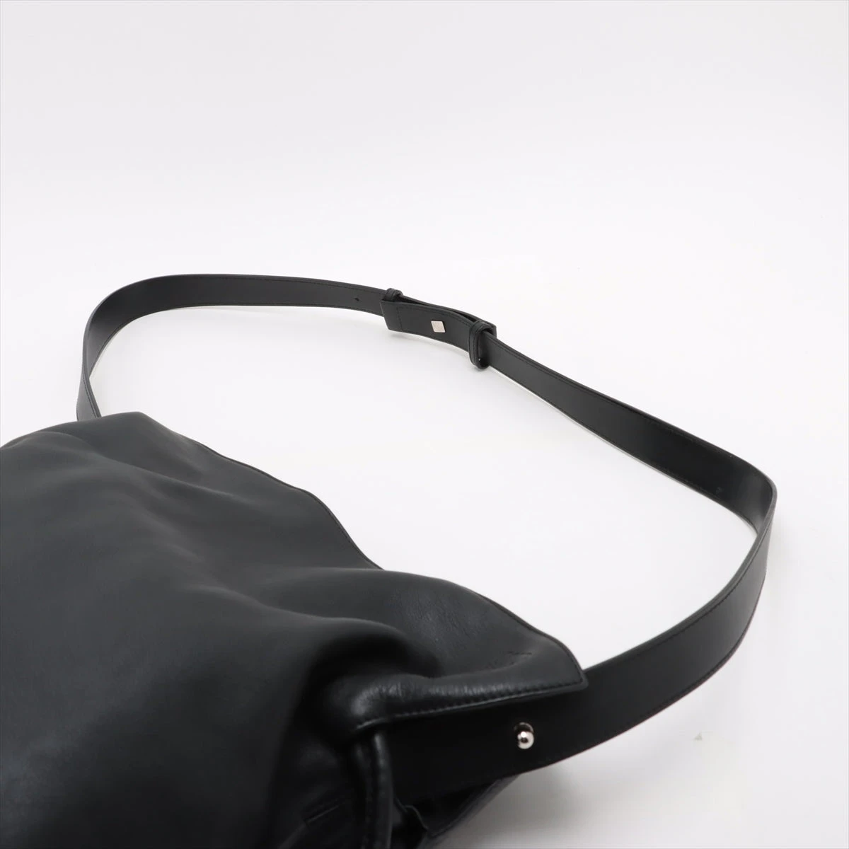 極美品✨ロエベ フラメンコ ノット ワンショルダーバッグ 黒 レザー ロエベ フラメンコノット レザー ショルダーバッグ ブラック
